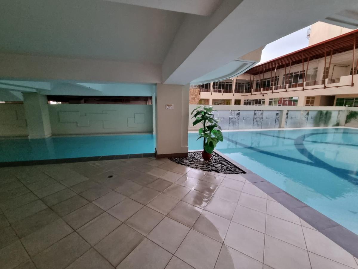 4 Pax Tagaytay Prime Staycation Wifi Netflix And Light Cooking Free Viewdeck Тагайтай Экстерьер фото